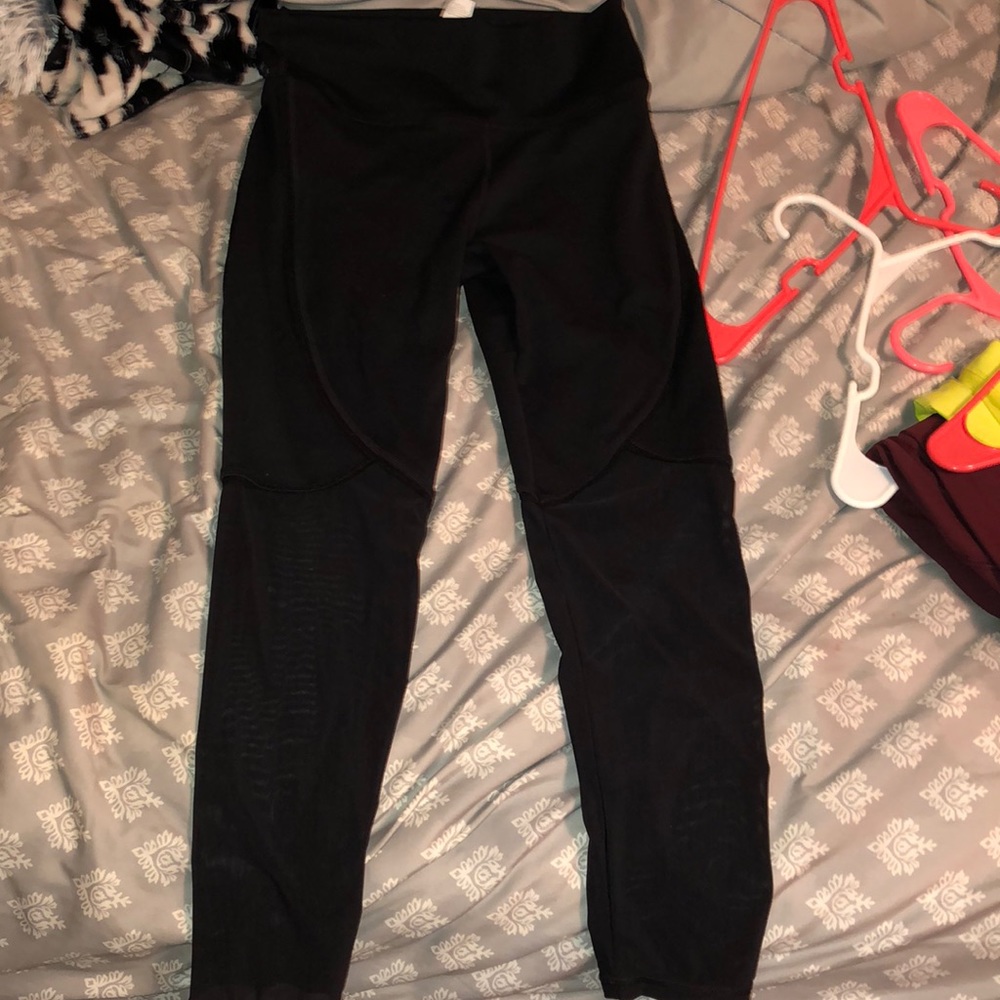 NWOT Fabletics Leggings